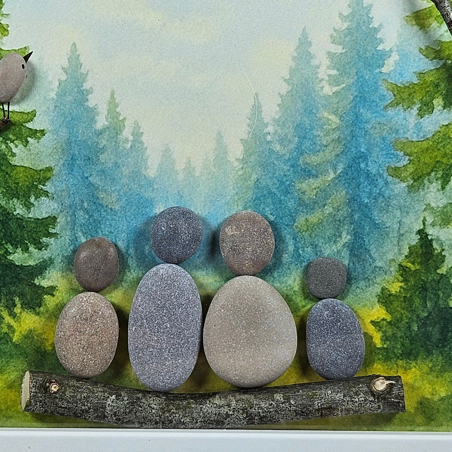 Famille au cœur de la forêt