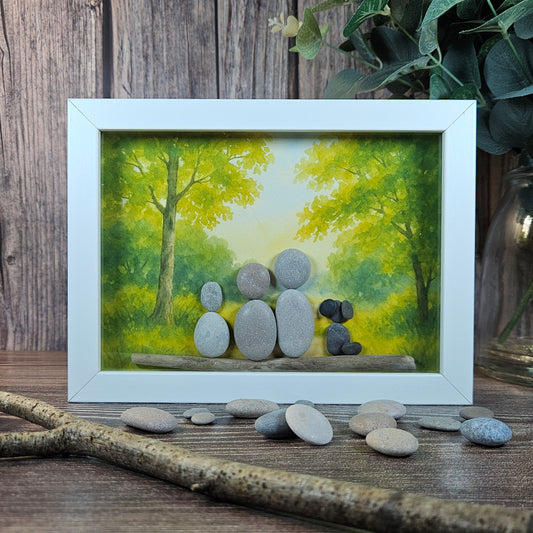 Famille sous l’arbre doré